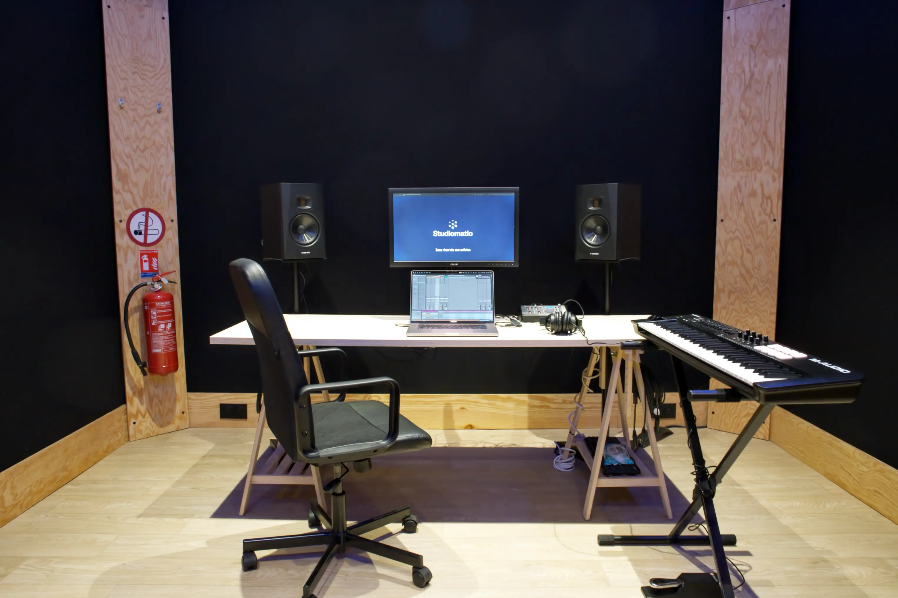 Photo d'illustration #0 du Studio 7 - Carrefour Pleyel de type Studio d'enregistrement dans la ville Saint-Denis