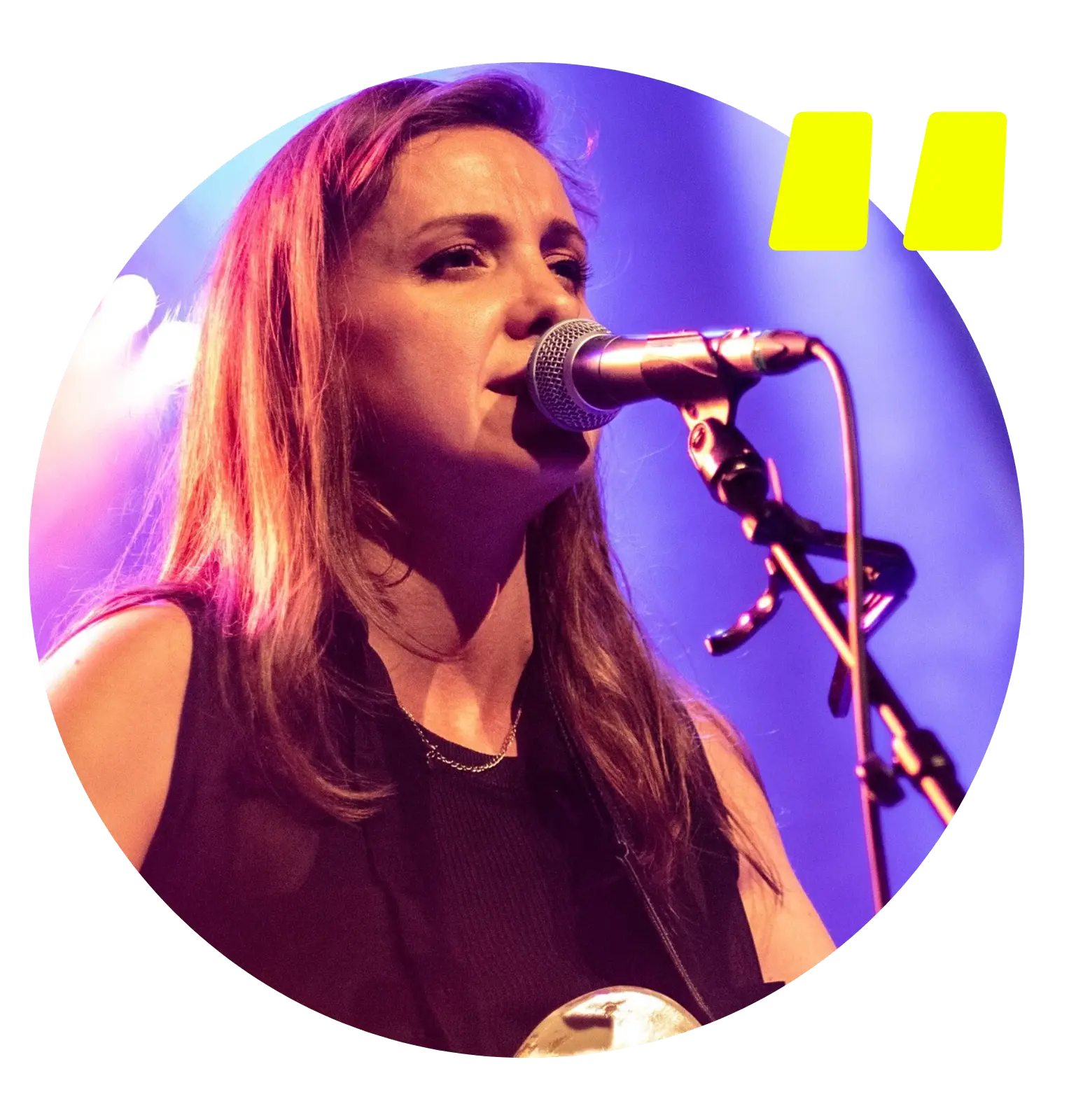 Photo de Madeleine, chanteuse de Madlen Keys, abonnés à notre studio de répétition à Paris